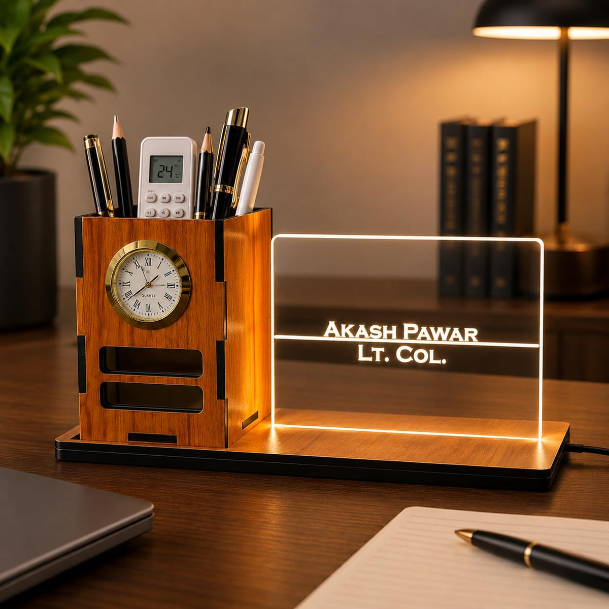 Zesta Personalised Pen Holder with Analog Watch – image 11